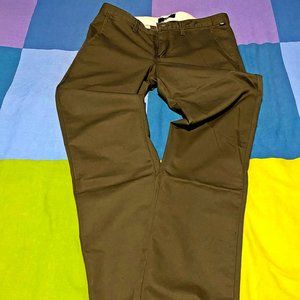 NWOT Grape Leaf Vans Authentic Chino Stretch Pant